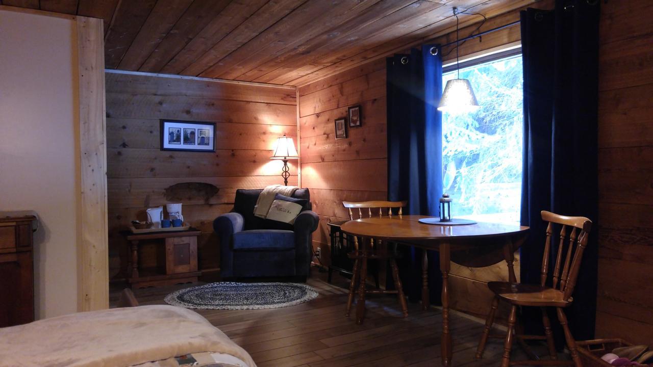 Wolfwood Guest Ranch Villa Clearwater Kültér fotó