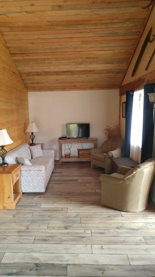 Wolfwood Guest Ranch Villa Clearwater Kültér fotó
